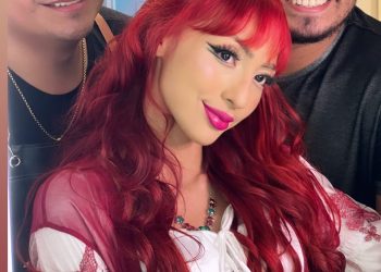 Sereia Ariel, é você? Ruivinha de Marte muda visual e fãs aprovam: ‘só falta a cauda’