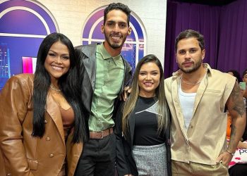 Com status de celebridade, Joana Darc é criticada ao participar de podcast: ‘Até quando esse circo?’