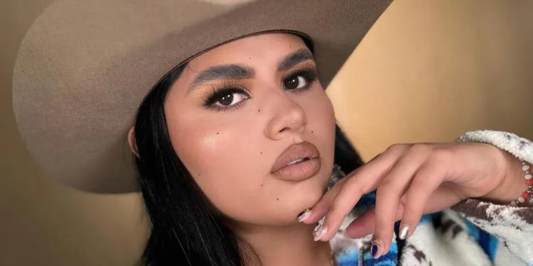 Influencer é encontrada morta em vala com mais seis cadáveres