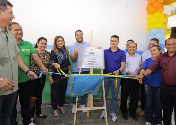 Prefeitura de Manaus entrega escola revitalizada de número 311 no Monte das Oliveiras
