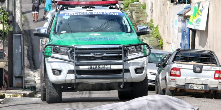 Pai é morto na frente da filha a caminho da escola em Manaus