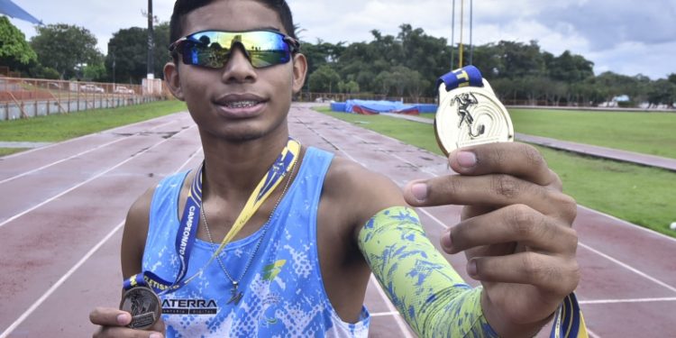 ‘Esse esporte mudou minha vida’, diz paratleta medalhista de ouro no Atletismo