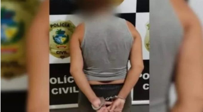 Mãe é presa após levar bebê de 1 ano ao hospital com a costela quebrada