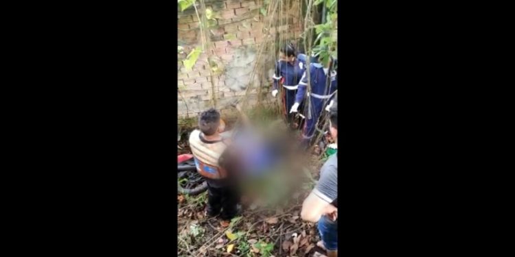 Garupa sem capacete morre após condutor perder controle de moto na zona Leste de Manaus