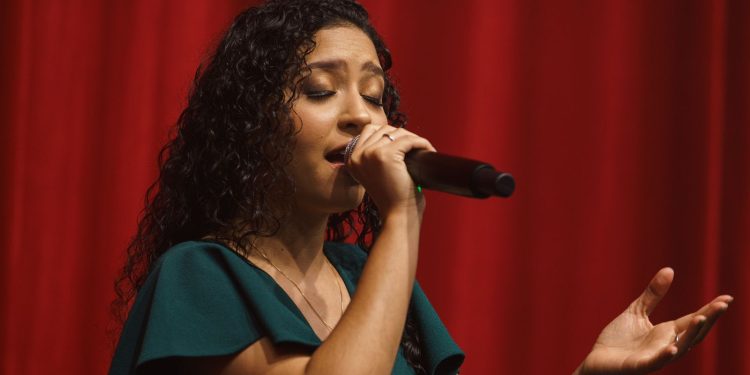 Amazonense é forte concorrente em concurso de canto gospel de São Paulo
