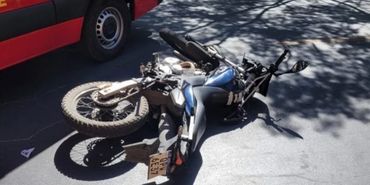 Policial militar é atropelado durante blitz