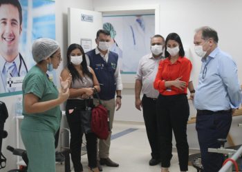 Hospital Delphina recebe visita de representantes do Ministério da Saúde