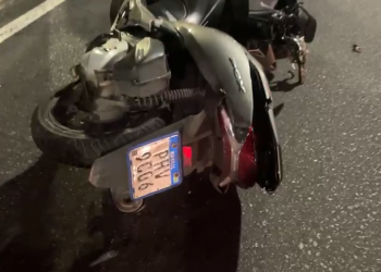 Motociclista perde controle de moto e morre; vídeo mostra o acidente