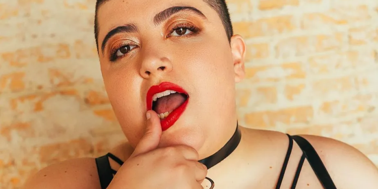 “E vamos de g0rda e lésbic@ no OnlyFans”, diz Ana Vilela ao entrar para plataforma adulta