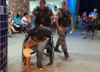 Suspeito de praticar assaltos na Cidade Nova é pego no flagra e acaba baleado após trocar tiros com a Rocam