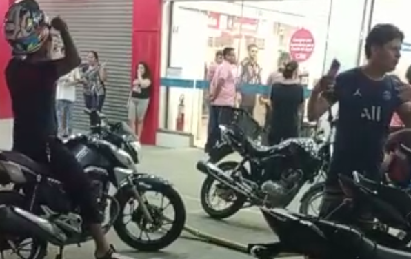 Mulher que entrou em trabalho de parto na Bemol Farma da Torquato Tapajós perde o bebê