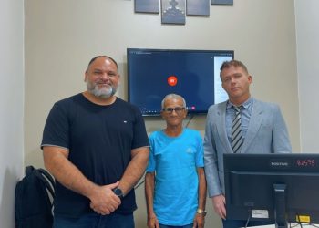 Pistoleiros tentam emboscada, mas são surpreendidos por alvo; um deles morreu