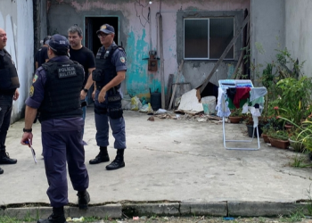 Três pessoas são assassinadas ao terem a casa invadida nesta manhã no Cidade de Deus