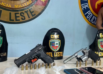 Suspeito de participar de tiroteio que matou um e deixou feridos em mercadinho de Manaus é preso