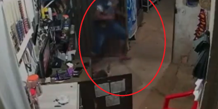 Vídeo: Após sair da cadeia, jovem é morto enquanto trabalhava em distribuidora de bebidas