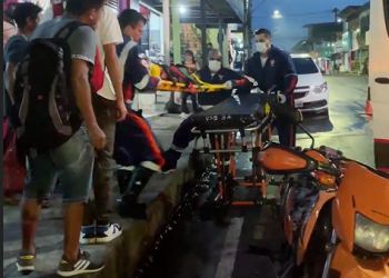 Menina de 7 anos é atropelada por moto ao tentar atravessar a avenida
