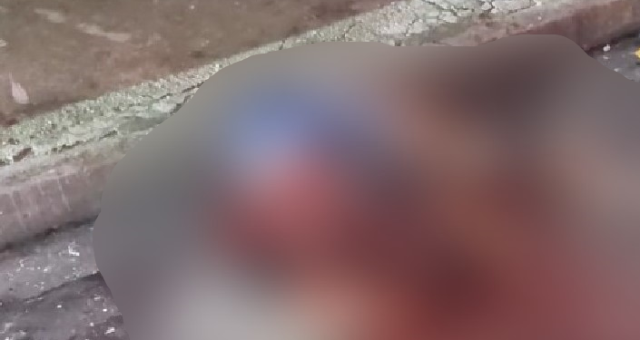 Na pedrada rapaz tem a cabeça arrebentada após sofrer agressão na Zona Norte de Manaus; cenas fortes