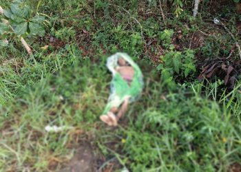 Vídeo: Homem é encontrado morto com cinto no pescoço e ‘desovado’ em matagal no Tarumã