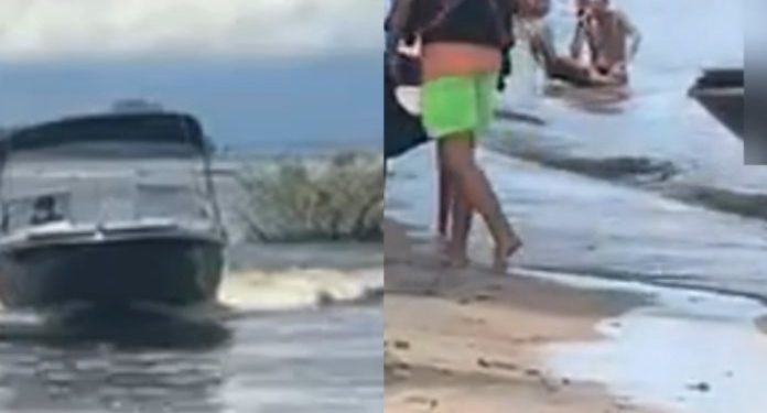 Video: Na Praia da Lua, criança é flagrada pilotando lancha sozinha