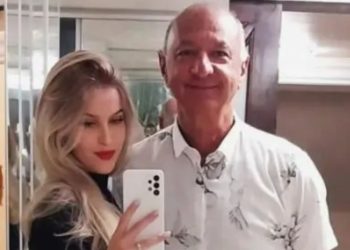 Primeira-dama  de 16 anos e prefeito de 65 debocham dos críticos nas redes sociais