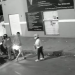Casal é assaltado e mulher chora desesperada após assaltantes levarem a moto deles em Manaus; veja