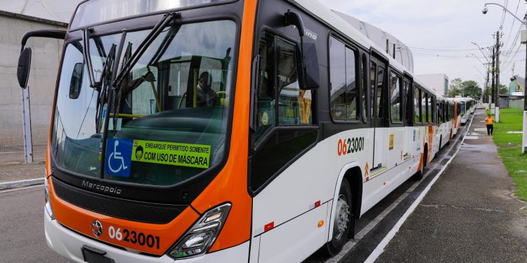 Nova tarifa de R$ 4,50 do transporte coletivo, em Manaus, passa a valer neste domingo, 21