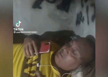 Polícia investiga tiktoker que fingia ser presidiário e montou cela no próprio quarto