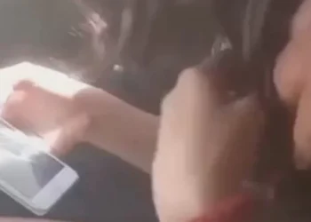 Motorista de aplicativo é preso após mandar vídeo em grupo entrando em motel com adolescente