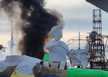 Vídeo mostra alegoria do Boi Caprichoso em chamas