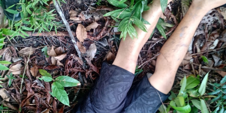 Bandidos arrastam homem e o executam em matagal do Jorge Teixeira