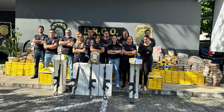 Polícia pega R$ 18 milhões em drogas no Porto do Ceasa