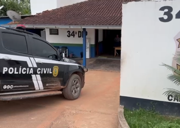 Homem é preso por oferecer celular para levar enteada para a cama no Amazonas