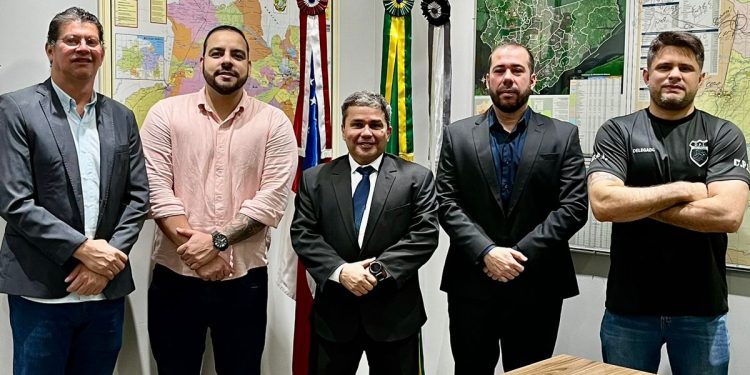 Prefeitura de Manaus busca parcerias visando inibir assaltos no transporte público