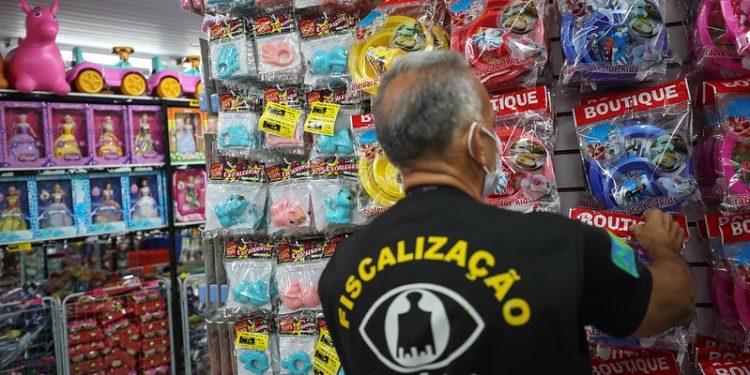 Mais de 11,2 mil brinquedos são verificados pelo Ipem-AM em Manaus e Região Metropolitana