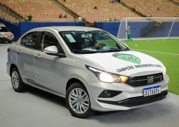 Homem baleado na cabeça agoniza no Zumbi