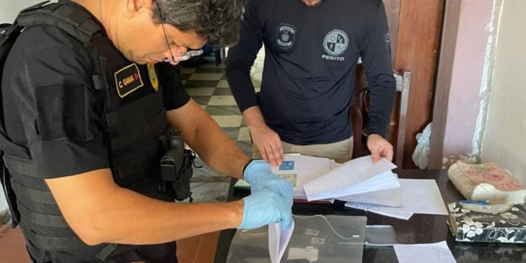 Idoso é preso em Iranduba falsificando documentos oficiais