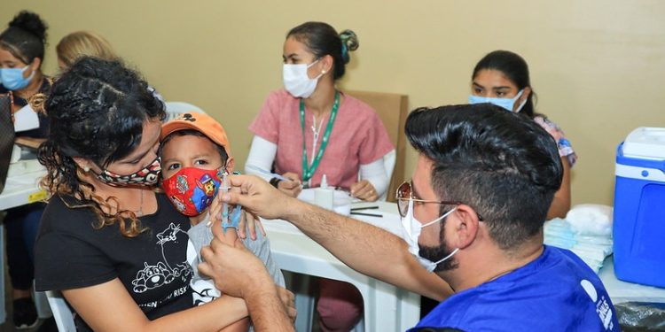 Manaus é referência nacional em cobertura vacinal