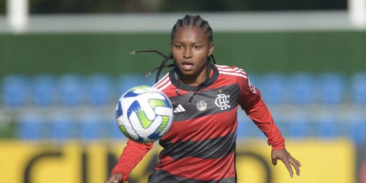 Amazonense que joga no Flamengo é convocada para a seleção brasileira
