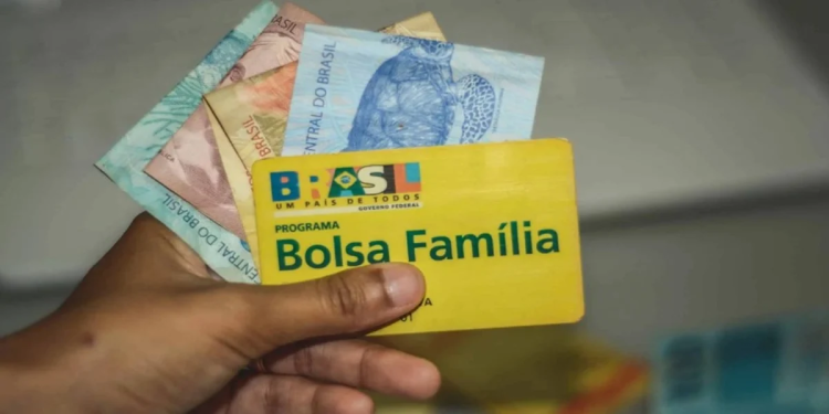 Valor extra pago pelo Bolsa Família é maior da história do benefício