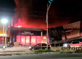 Só em drogaria incendiada na Torquato Tapajós o prejuízo é de quase R$ 2 milhões