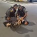 Vídeo: Com o comparsa, homem é baleado após disparar tiro contra a polícia no Coroado