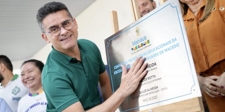Prefeitura de Manaus reajusta salário dos professores acima da inflação