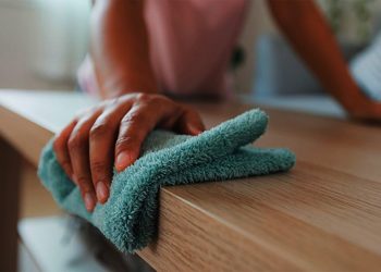 Após 34 anos de trabalho análoga à escravidão, mulher é resgatada de casa em Manaus