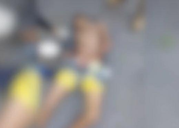 Moradores encontram corpo de homem torturado e baleado ao lado de funerária em Manaus