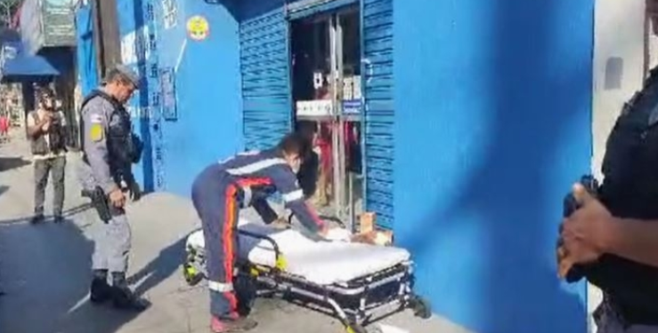 Homem leva tiro em cada mão enquanto caminhava na Grande Circular