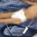 Menina de 3 anos com 8 kg é resgatada; pai queria morrer de fome com ela