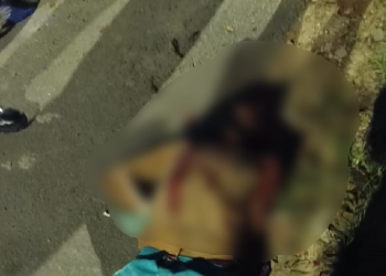 Vídeo: Homem é torturado, arrastado e morto a tiros em terreno baldio em Manaus