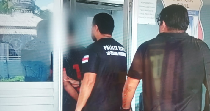 Homem que se passava por outra pessoa e vendia fotos íntimas da própria prima é preso em Parintins