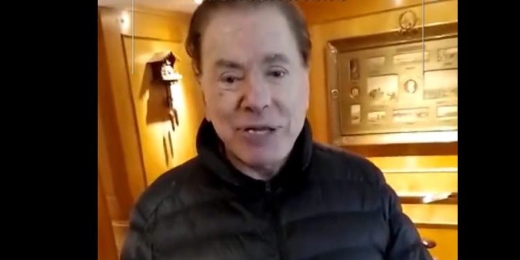 Vídeo: Silvio Santos grava vídeo sem dentadura e web reage à falta dos dentes: ‘diabetes’