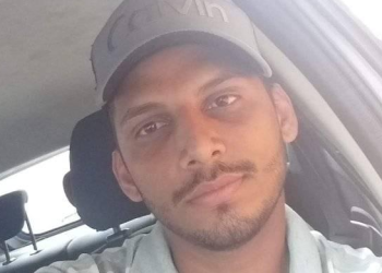 Tragédia: Venezuelano sofre acidente de moto, bate a cabeça na calçada e morre em Manaus